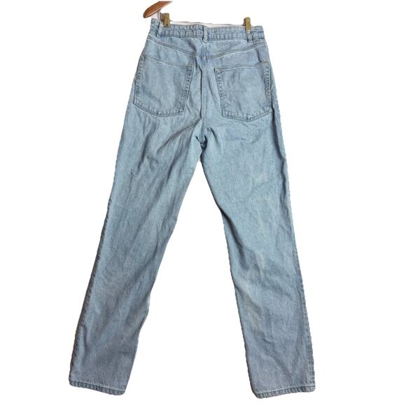 ASOS Tapered High Rise Mom Jeans Womens Light Wash Denim 30x32 - Picture 3 of 12